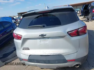 2020 Chevrolet Blazer LT with VIN 3GNKBCRS7LS706668, listed as a IAAI auction lot 41624983 with 103,917 mi miles and . Bid and sale history available at DreamBid. Image 17.