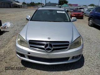 2008 Mercedes-Benz C 300 Sport z VIN WDDGF54X98F065106, wystawiony jako Copart lot #61669995 z przebiegiem 197 374 mil mil oraz Czysty tytuł • Clean title. Historia ofert i sprzedaży dostępna na DreamBid. Obrazek 5.