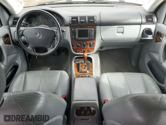 2000 Mercedes-Benz M 320/430/500 with VIN 4JGAB72E6YA213150, listed as a Copart auction lot 44859765 with 201,608 mi miles and Clean title. Bid and sale history available at DreamBid. Image 8.