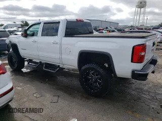 2015 GMC Sierra 1500 SLE с VIN 3GTU2UEC4FG450177, выставлен на аукционе Copart как лот 67113904 с пробегом 176 224 миль миль и Списание • Salvage title. История ставок и продаж доступна на DreamBid. Изображение 2.