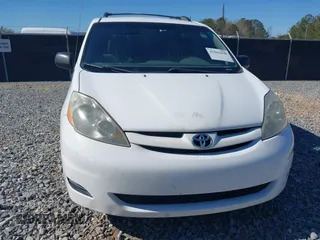 2008 Toyota Sienna CE with VIN 5TDZK23C78S130773, listed as a IAAI auction lot 41863498 with 251,660 mi miles. Bid and sale history available at carsss.com. Image 15.