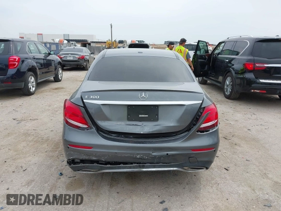 2018 Mercedes-Benz E 300 with VIN WDDZF4JB7JA357139, listed as a IAAI auction lot 42065511 with 54,812 mi miles and . Bid and sale history available at DreamBid. Image 16.
