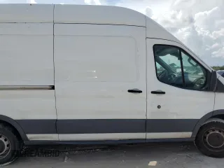 2017 Ford Transit Cargo with VIN 1FTBW3XG8HKA27569, listed as a Copart auction lot 41877665 with 207,932 mi miles and Salvage Title. Bid and sale history available at carsss.com. Image 11.