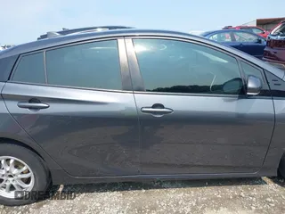 2016 Toyota Prius Four z VIN JTDKARFU1G3027589, wystawiony jako IAAI lot #42391692 z przebiegiem 172 255 mil mil oraz . Historia ofert i sprzedaży dostępna na DreamBid. Obrazek 13.