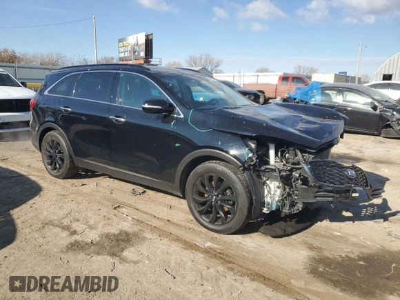 2019 Kia Sorento S with VIN 5XYPG4A50KG594548, listed as a Copart auction lot 84011434 with 98,444 mi miles and Salvage Title. Bid and sale history available at DreamBid. Image 4.