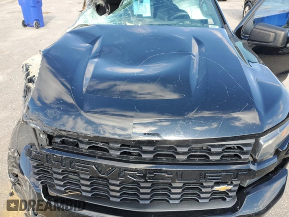 2020 Chevrolet Silverado 1500 Custom with VIN 3GCPWBEK4LG137008, listed as a Copart auction lot 87050564 with 169,386 mi miles and Salvage Title. Bid and sale history available at carsss.com. Image 12.