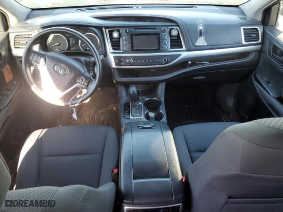 2016 Toyota Highlander LE with VIN 5TDZARFH9GS021698, listed as a Copart auction lot 89211865 with 86,086 mi miles and Salvage Title. Bid and sale history available at carsss.com. Image 8.