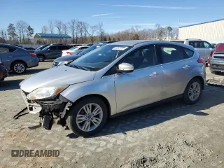 2012 Ford Focus SEL with VIN 1FAHP3M27CL316886, listed as a Copart auction lot 45092975 with 137,055 mi miles and Salvage Title. Bid and sale history available at carsss.com. Image 1.