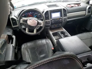 2019 Ford F-250 XL z VIN 1FT7W2B64KEF47241, wystawiony jako Copart lot #59887175 z przebiegiem 66 942 mil mil oraz Szkoda całkowita • Salvage title. Historia ofert i sprzedaży dostępna na DreamBid. Obrazek 8.