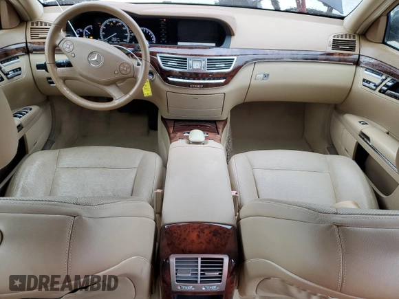 2010 Mercedes-Benz S 400 with VIN WDDNG9FB8AA306122, listed as a Copart auction lot 85679224 with 105,287 mi miles and Clean Title. Bid and sale history available at DreamBid. Image 8.