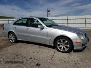 2009 Mercedes-Benz E 350 Luxury z VIN WDBUF87X09B423727, wystawiony jako Copart lot #53759525 z przebiegiem 161 555 mil mil oraz Czysty tytuł • Clean title. Historia ofert i sprzedaży dostępna na DreamBid. Obrazek 4.