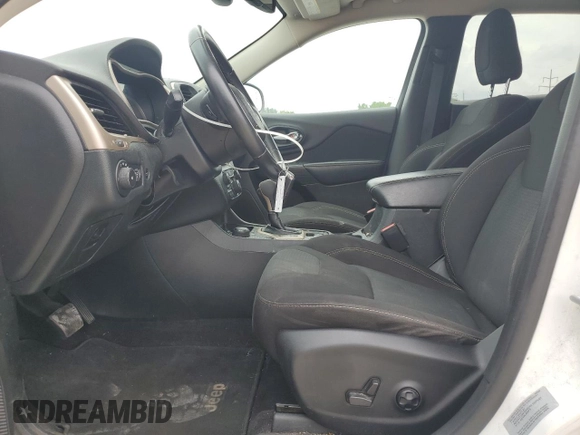 2016 Jeep Cherokee Latitude with VIN 1C4PJMCS2GW280690, listed as a Copart auction lot 63373105 with 133,551 mi miles and Salvage title. Bid and sale history available at DreamBid. Image 7.