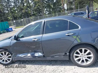 2006 Acura TSX with VIN JH4CL96846C005729, listed as a IAAI auction lot 42108665 with 163,190 mi miles. Bid and sale history available at carsss.com. Image 14.