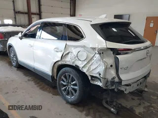 2020 Mazda CX-9 Touring z VIN JM3TCBCY8L0405360, wystawiony jako IAAI lot #41419428 z przebiegiem 69 917 mil mil oraz . Historia ofert i sprzedaży dostępna na DreamBid. Obrazek 3.