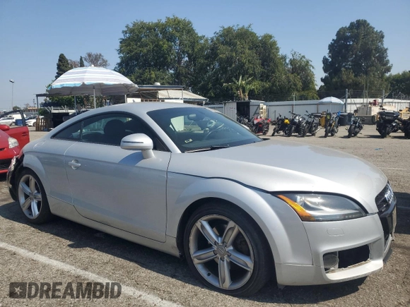 2011 Audi TT Premium Plus z VIN TRUBFAFK3B1012104, wystawiony jako Copart lot #60073635 z przebiegiem 97 563 mil mil oraz Szkoda całkowita • Salvage title. Historia ofert i sprzedaży dostępna na DreamBid. Obrazek 4.