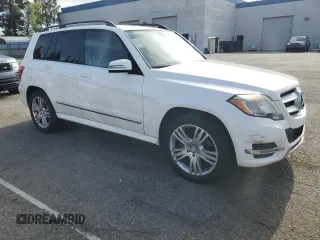 2013 Mercedes-Benz GLK 350 z VIN WDCGG5HB9DG107035, wystawiony jako Copart lot #56608515 z przebiegiem 171 469 mil mil oraz Tytuł czysty. Historia ofert i sprzedaży dostępna na DreamBid. Obrazek 4.