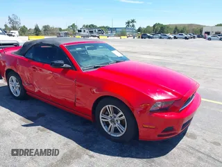 2014 Ford Mustang V6 with VIN 1ZVBP8EM8E5234165, listed as a IAAI auction lot 41845442 with 78,929 mi miles. Bid and sale history available at carsss.com. Image 1.