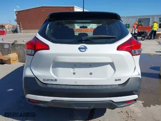 2019 Nissan Kicks S with VIN 3N1CP5CU4KL565977, listed as a IAAI auction lot 41485752 with 39,103 mi miles. Bid and sale history available at carsss.com. Image 16.