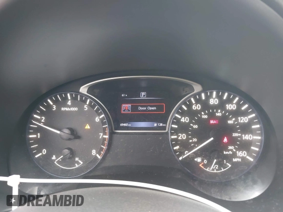 2017 Nissan Altima SR with VIN 1N4AL3AP5HC270608, listed as a IAAI auction lot 41738005 with 69,460 mi miles and . Bid and sale history available at DreamBid. Image 7.