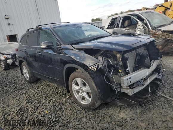 2022 Toyota Highlander L with VIN 5TDCZRBHXNS584342, listed as a Copart auction lot 77528754 with 13,209 mi miles and Salvage title. Bid and sale history available at DreamBid. Image 4.
