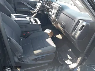 2018 Chevrolet Silverado 1500 LT with VIN 1GCVKREC4JZ159477, listed as a IAAI auction lot 41941311 with 1 mi miles. Bid and sale history available at carsss.com. Image 5.