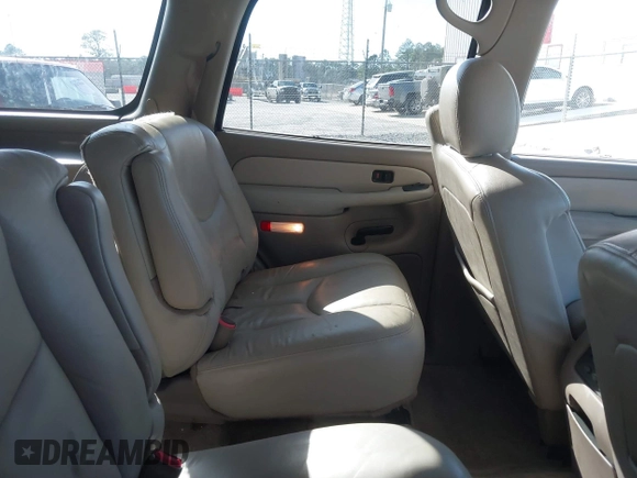 2003 GMC Yukon SLT with VIN 1GKEC13Z83R143232, listed as a IAAI auction lot 41655509 with 148,574 mi miles. Bid and sale history available at carsss.com. Image 8.