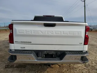 2020 Chevrolet Silverado 1500 LT with VIN 1GCRYDED7LZ101572, listed as a Copart auction lot 50522355 with 115,279 mi miles and Clean Title. Bid and sale history available at carsss.com. Image 6.