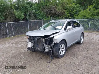 2011 Lexus RX 350 z VIN 2T2BK1BA2BC092800, wystawiony jako IAAI lot #42388354 z przebiegiem 308 086 mil mil oraz . Historia ofert i sprzedaży dostępna na DreamBid. Obrazek 2.