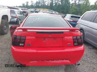 2002 Ford Mustang GT Deluxe с VIN 1FAFP42X02F106803, выставлен на аукционе IAAI как лот 42293024 с пробегом Не указан миль и . История ставок и продаж доступна на DreamBid. Изображение 16.