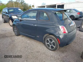 2016 FIAT 500e with VIN 3C3CFFGE5GT193201, listed as a IAAI auction lot 41605241 with 1 mi miles. Bid and sale history available at carsss.com. Image 3.