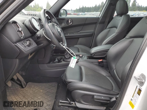 2018 MINI Countryman Cooper with VIN WMZYS7C30J3B63231, listed as a Copart auction lot 56427645 with 69,222 mi miles and Salvage title. Bid and sale history available at DreamBid. Image 7.