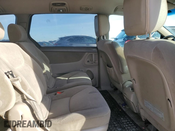 2005 Toyota Sienna LE with VIN 5TDBA23C25S030774, listed as a Copart auction lot 80359744 with 518,172 mi miles and Clean Title. Bid and sale history available at carsss.com. Image 11.