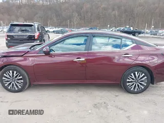 2023 Nissan Altima 2.5 SV with VIN 1N4BL4DV3PN379317, listed as a IAAI auction lot 41845783 with 21,243 mi miles. Bid and sale history available at carsss.com. Image 15.
