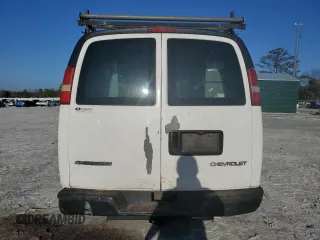 2004 Chevrolet Express Cargo Van with VIN 1GCGG25U341191561, listed as a Copart auction lot 43657715 with 351,423 mi miles and Salvage Title. Bid and sale history available at carsss.com. Image 6.