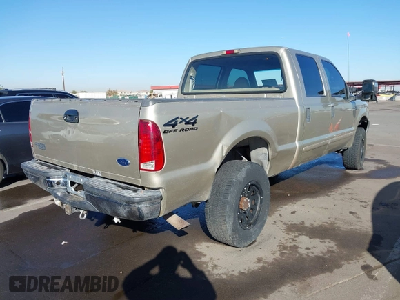 2001 Ford Super Duty F-250 XL with VIN 3FTNW21F21MA21921, listed as a IAAI auction lot 41503819 with 286,317 mi miles. Bid and sale history available at carsss.com. Image 4.