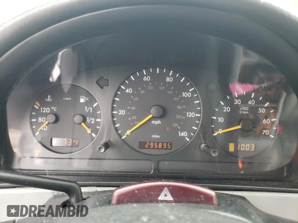 2000 Mercedes-Benz M-Class with VIN 4JGAB54E5YA202352, listed as a Copart auction lot 73734624 with 295,895 mi miles and Salvage Title. Bid and sale history available at carsss.com. Image 9.