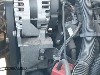 2005 Chevrolet Suburban LS с VIN 1GNEC16Z85J160936, выставлен на аукционе IAAI как лот 42489614 с пробегом 240 888 миль миль и . История ставок и продаж доступна на DreamBid. Изображение 13.