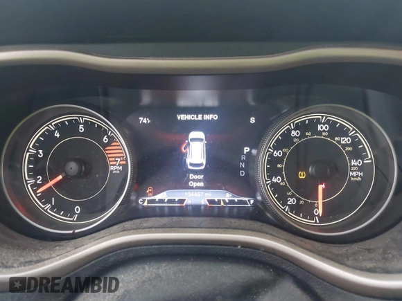 2018 Jeep Cherokee Limited with VIN 1C4PJMDB8JD613833, listed as a IAAI auction lot 40831461 with 134,497 mi miles. Bid and sale history available at carsss.com. Image 7.