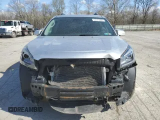 2015 GMC Acadia Denali z VIN 1GKKVTKD9FJ361276, wystawiony jako Copart lot #52775995 z przebiegiem 134 979 mil mil oraz Szkoda całkowita • Salvage title. Historia ofert i sprzedaży dostępna na DreamBid. Obrazek 5.