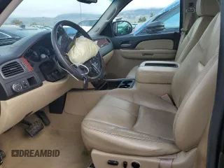 2007 Chevrolet Silverado 1500 Work Truck with VIN 2GCEC13J571550686, listed as a Copart auction lot 86720974 with 141,136 mi miles and Salvage Title. Bid and sale history available at DreamBid. Image 7.