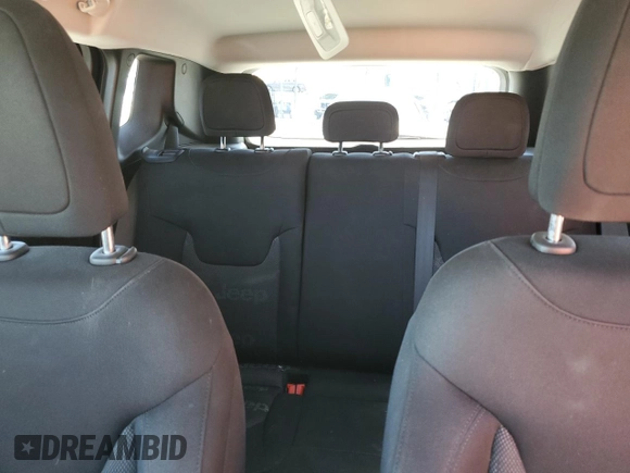 2017 Jeep Renegade Latitude with VIN ZACCJBBB8HPG57686, listed as a Copart auction lot 53922045 with 63,907 mi miles and Salvage title. Bid and sale history available at DreamBid. Image 10.