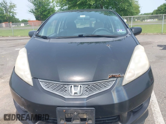 2009 Honda Fit Sport с VIN JHMGE88499S064608, выставлен на аукционе IAAI как лот 42488742 с пробегом 246 527 миль миль и . История ставок и продаж доступна на DreamBid. Изображение 6.