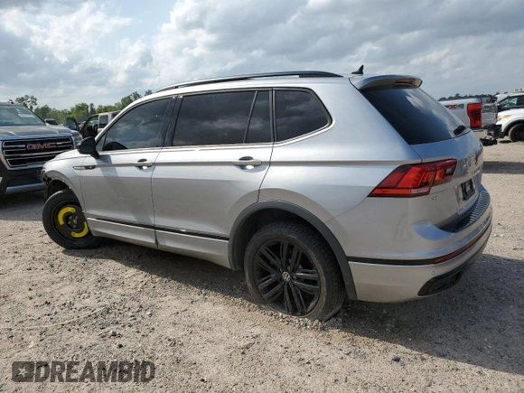 2022 Volkswagen Tiguan SE R-Line Black with VIN 3VVCB7AX6NM140264, listed as a Copart auction lot 55124815 with 28,340 mi miles and Salvage title. Bid and sale history available at DreamBid. Image 2.