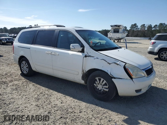 2011 Kia Sedona LX with VIN KNDMG4C75B6369885, listed as a Copart auction lot 49249435 with 225,057 mi miles and Salvage Title. Bid and sale history available at carsss.com. Image 4.