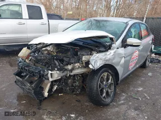 2014 Ford Focus SE with VIN 1FADP3F26EL341244, listed as a IAAI auction lot 41443905 with 1 mi miles. Bid and sale history available at carsss.com. Image 2.