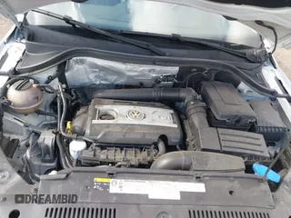 2016 Volkswagen Tiguan S z VIN WVGAV7AX2GW501100, wystawiony jako IAAI lot #42250682 z przebiegiem 76 570 mil mil oraz . Historia ofert i sprzedaży dostępna na DreamBid. Obrazek 10.
