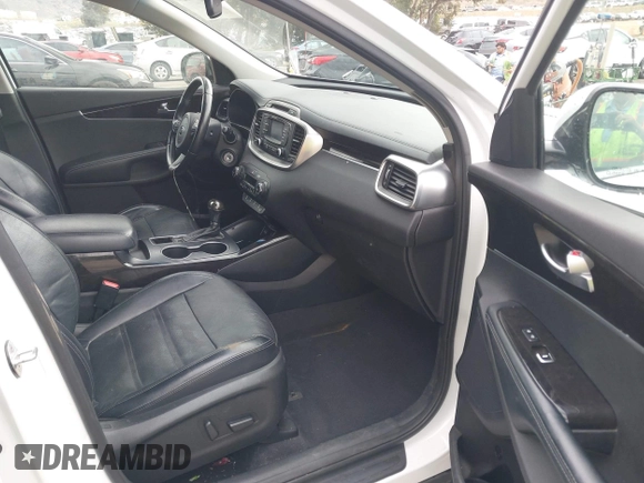 2016 Kia Sorento EX with VIN 5XYPH4A5XGG159444, listed as a IAAI auction lot 42083829 with 114,615 mi miles and . Bid and sale history available at DreamBid. Image 5.