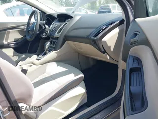 2012 Ford Focus SE with VIN 1FAHP3F25CL260962, listed as a IAAI auction lot 42588485 with 143,679 mi miles and . Bid and sale history available at DreamBid. Image 5.