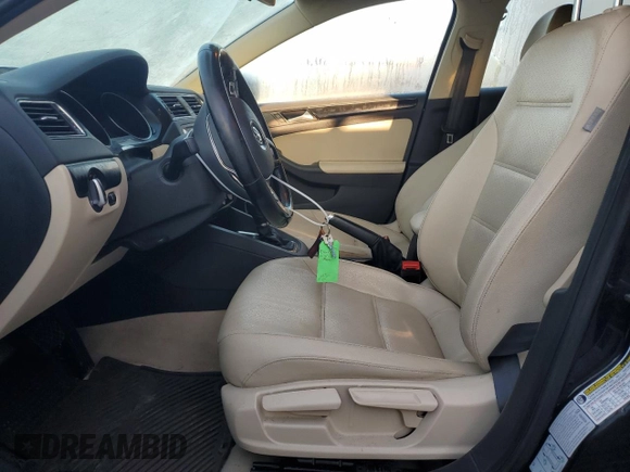 2016 Volkswagen Jetta Sedan 1.8T SEL with VIN 3VWL07AJ3GM411667, listed as a Copart auction lot 48730165 with 131,498 mi miles and Salvage Title. Bid and sale history available at carsss.com. Image 7.