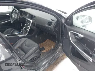 2015 Volvo S60 T5 Premier with VIN YV1612TK6F1348608, listed as a IAAI auction lot 41229153 with 73,019 mi miles. Bid and sale history available at carsss.com. Image 5.